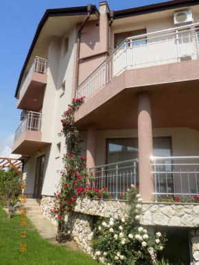  Zenith Guest House  Созополь
